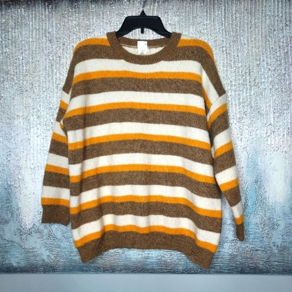 MAIN STRIP Striped Oversized Sweater